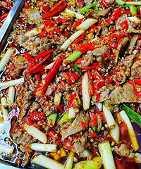 �ɶ��������û�������˳Ե�������ţ��ȷʵ����