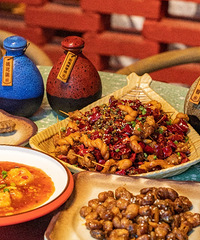 ʱ��������С�ƹݲ˺óԾƺúȣ���Ҫ�ز�ס��