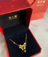 周大福蝴蝶结999足金项链太美了!大气又时尚!