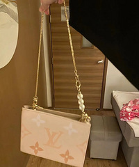 LV21�޶���ϴ�������죬�����ɫ��Ů�ı���