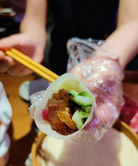 ���ڳԸ���Ѽ�����˰�����ι�㣬��������˸�����