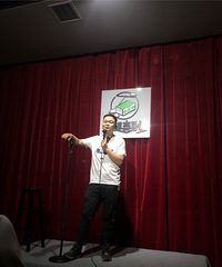 31岁178CM的天秤座哥子征婚,自己在创业