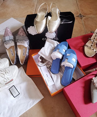 ������˼�˫Ь���еĻ�û���ü���Ь�У��ó���͸͸����