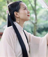 94年163CM妹子征婚,从事销售工作