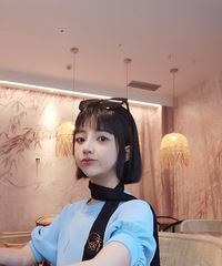 心动值拉满的baby蓝Polo针织,不仅好看还很遮肉