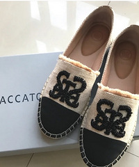 ��һ����˼��ͼ�����Ь���Ÿк����