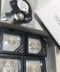 有什么理由拒绝这么美的耳夹呢?连赠品都超级乖