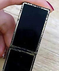 同事说我的口红廉价喊我买她用的