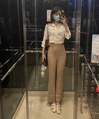 腋下包很流行,买了这个国产小众品牌质量很赞!