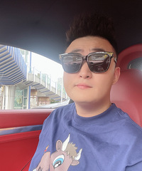92年176CM的狮子座小哥征婚,爱好潜水和旅游