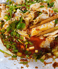 ���������̫�óԣ�ʣ�����ϰ趹Ƥ���Եøɸɾ���