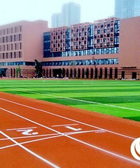 ������ʵ��ѧУ������ô�����Ҿ��úܺã���У�ҳ��������ģ�