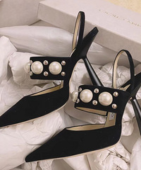 ���˾������ǽ�����ÿ���JimmyChoo