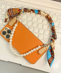 iPhone�����Ƥ��ɫ�ֻ��ǣ������ɫ̫�߼��ˣ�