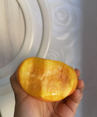 一家人都是桃子控!蟠桃、黑桃、黄桃都买了,来说说真实口感
