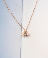 bling bling的宝格丽扇子项链 是夏日女孩最爱没错了
