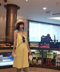 今年流行黄色,黄色出游穿搭推荐