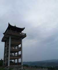 ϵ-ϴξ-ɽƺ-Ҥɭֹ԰3ˮ