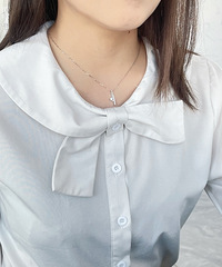 脖子短戴项链好看吗?集美们帮我看看这2款选哪一个