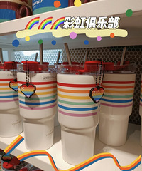 名创优品这波彩虹色,真让人有点难以不剁鸭