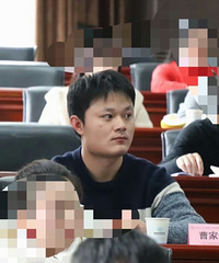 94年做生意的小哥征婚,希望对方身高160以上