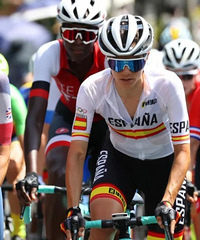 ��ѧŮ��ʿ���Ȼ���˰��˹ھ���