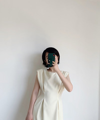 �����ϰ�ܺ��ʵĴ��䣬�Ժڰ�Ϊ���������Ϳ�