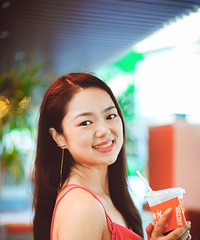 我的朋友们都是漂亮小姐姐