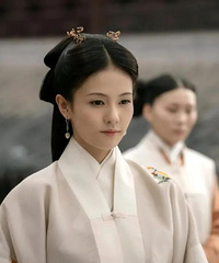 ����¥������������ж���Ů���ŵ������������ȴû���ܼ�ס��