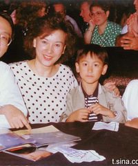 ����Ȧ���У�����һƷ������Ů���