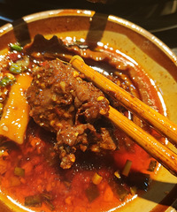 ��ˢ��ƺÿ���Ŷӱ����Ļ���꣬����Ե��Һ�����