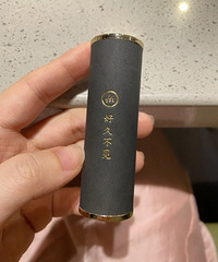 海底捞都出口红了!!好像是七夕特别礼物