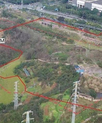 大竹林在建新学校,很有设计感,传闻说是星光分校