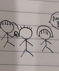 地铁上一大妈说大爷“pang臭”