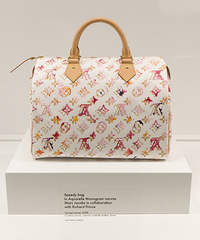 LV�ɰ����죬����2������ʦ��������