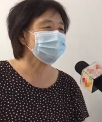 老人被楼下骂到不敢开空调