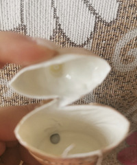 帮你解开好奇心!拆开来看看防晒霜里面摇着响的是什么