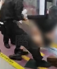 女乘客被拖行只剩内衣裤,视频曝光
