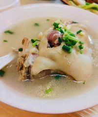 ����ԵĶ�������꣬�����ȶ����ϵ�Ͳſ����µ��Ҷ���