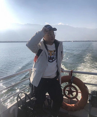 92年175CM代驾行业的小哥征婚,不打牌不泡吧