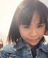 80年165CM女儿11岁的单亲妈妈征婚,在外企工作