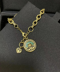 孔雀石和黄金太搭了!这款黄金手链真的爱了爱了