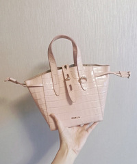 ������۵ķ�ɫ�����ӣ����ǲ���ʲô����