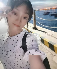 81年165CM女儿随爸爸的小姐姐征婚,希望对方无负担