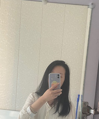 40多买的衬衫很不错,搭配半裙很遮肚子