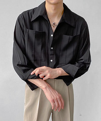 集美们!买衣服的话,品质和价格,你更看重哪个?