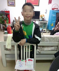 11����Ӿ�ͬѧ�������Է��ҳ�ȴ������ϵ�Ծ�