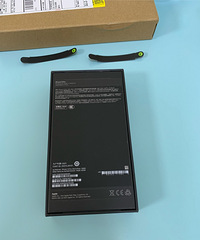 我是购物狂第一个晒iPhone13的吗?大家都说这个颜色好看