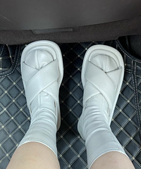 小ck,我说这是我见过最炫酷的靴子不过分吧~~~~