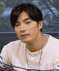 �ؾ��边Ȼ˵ȷ���Ƕ���������